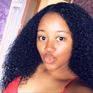 Meet your Posher, Amber